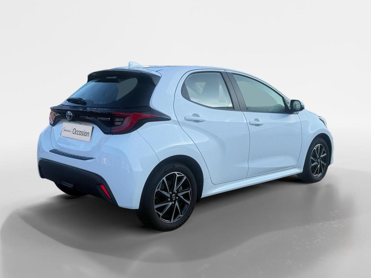Toyota YARIS 1.5 Hybrid Dynamic | Camera | Apple Carplay/Android Auto | Stoel Verwarming | Climate Control | Full Led | DAB