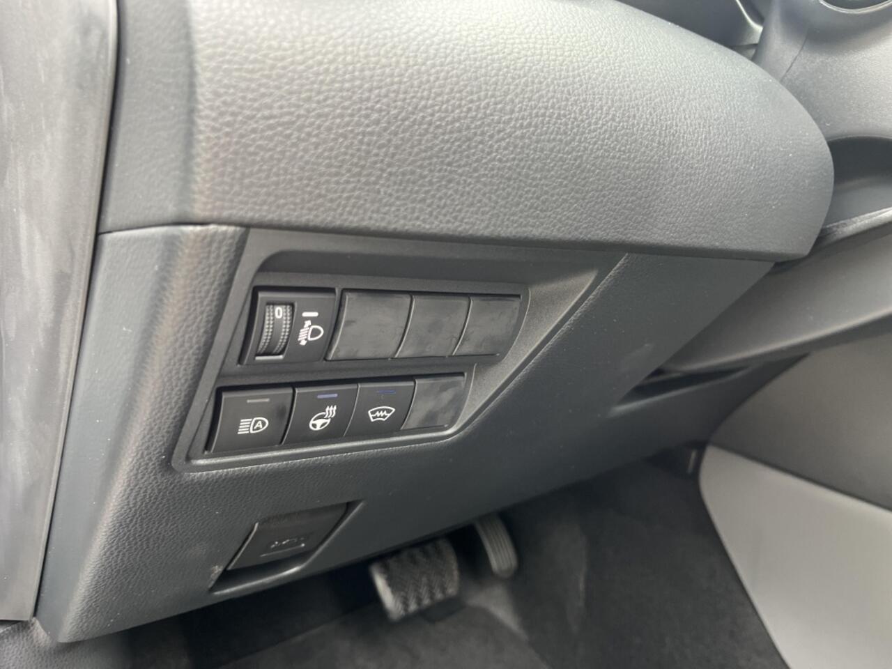 Toyota YARIS Cross 1.5 Hybride 130 pk Black Edition, Safety + Winter pakket.