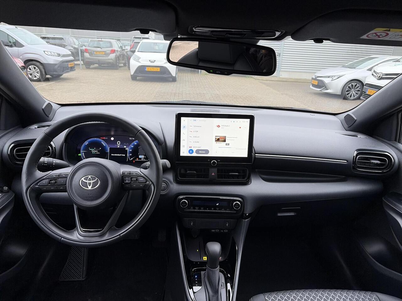 Toyota YARIS 1.5 Hybrid 130 Executive