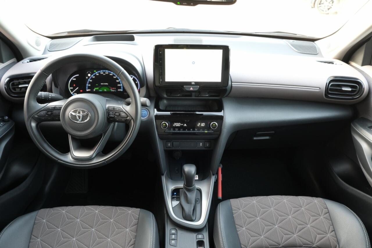 Toyota YARIS Cross 1.5 Hybrid Executive Automaat | Draadloos laden telefoon | Head-