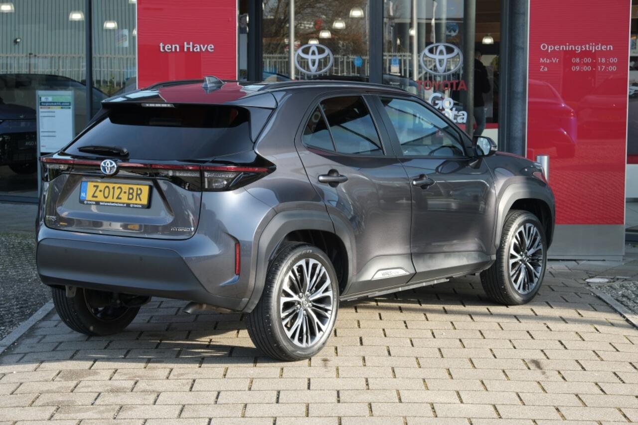 Toyota YARIS Cross 1.5 Hybrid Executive Automaat | Draadloos laden telefoon | Head-