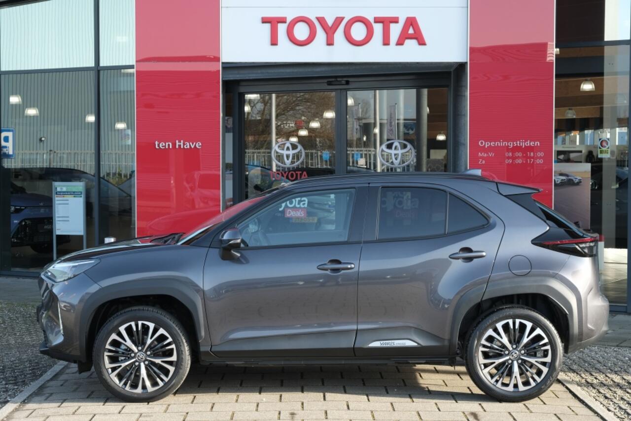 Toyota YARIS Cross 1.5 Hybrid Executive Automaat | Draadloos laden telefoon | Head-
