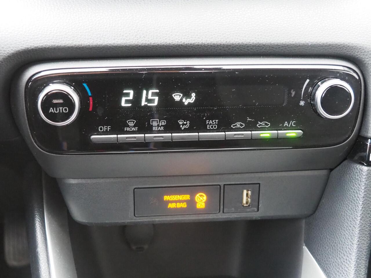 Toyota YARIS 1.5 Hybrid 115 Comfort| Navigatie| Cruisecontrole