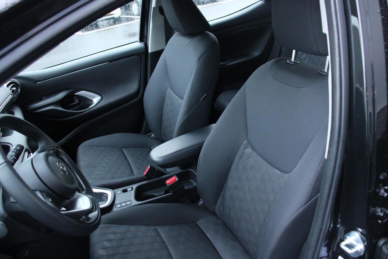 Toyota YARIS 1.5 Hybrid 115PK Business, CAMERA, CARPLAY, 20DKM