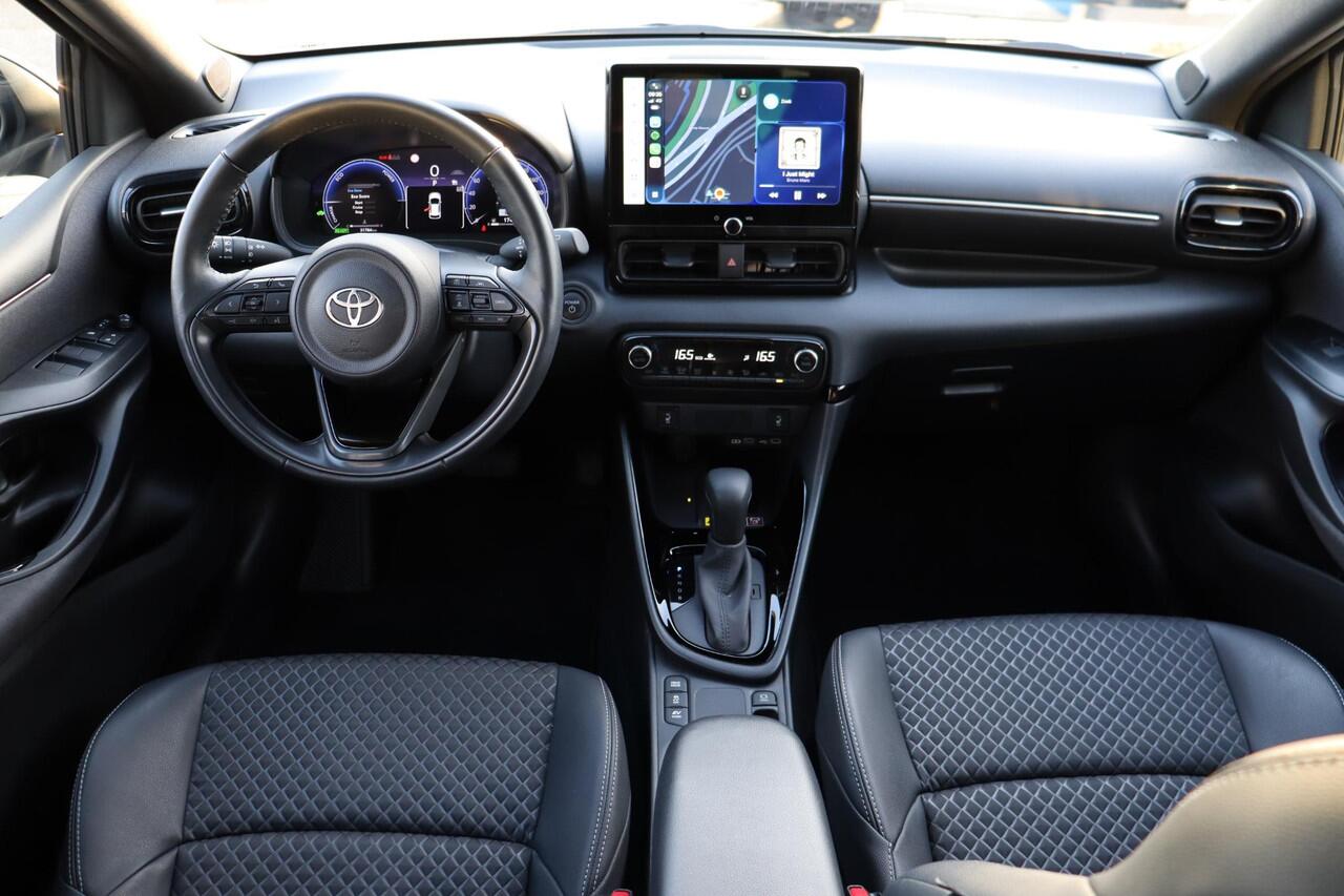 Toyota YARIS 1.5 Hybrid 130 Executive 130 PK 1e eigenaar Apple Carplay, Android auto, Adaptieve cruise control.