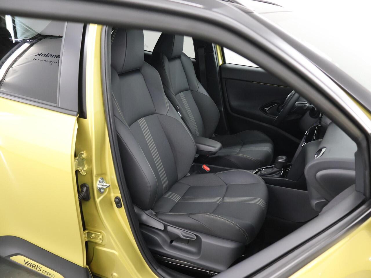 Toyota YARIS Cross 1.5 Hybrid Adventure | Trekhaak | Navigatie | JBL Audio | HUD | Parkeercamera | Stoel/Stuurverwarming | Keyless Entry/Go | Apple Carplay/Android Auto |