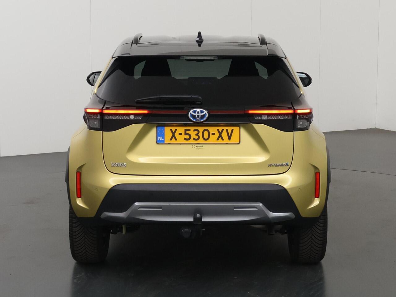 Toyota YARIS Cross 1.5 Hybrid Adventure | Trekhaak | Navigatie | JBL Audio | HUD | Parkeercamera | Stoel/Stuurverwarming | Keyless Entry/Go | Apple Carplay/Android Auto |