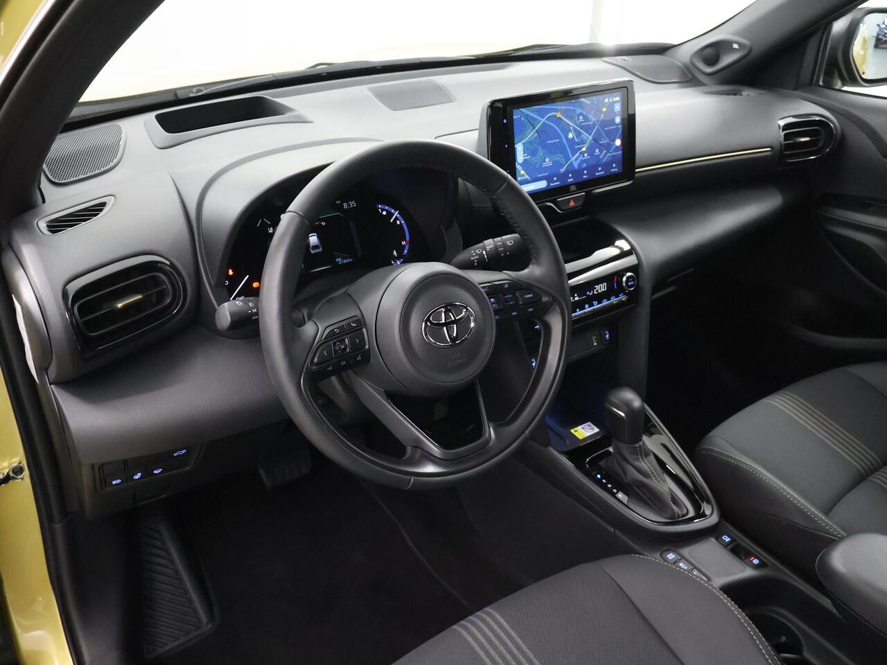 Toyota YARIS Cross 1.5 Hybrid Adventure | Trekhaak | Navigatie | JBL Audio | HUD | Parkeercamera | Stoel/Stuurverwarming | Keyless Entry/Go | Apple Carplay/Android Auto |