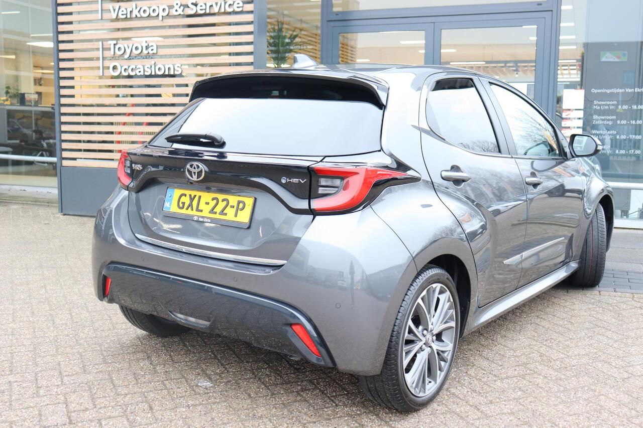 Toyota YARIS 1.5 Hybrid 130 Executive, Premium Pack , Panoramadak , Stoel- en stuurverwarming , Head-Up Dispay