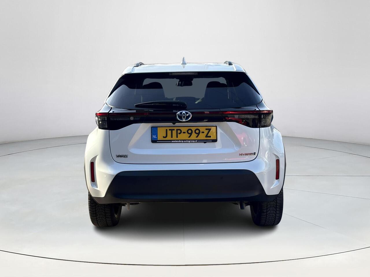 Toyota YARIS Cross 1.5 Hybrid Executive **DODEHOEK DETECTIE/ STUURVERWARMING/ PARKEERSENSOREN**