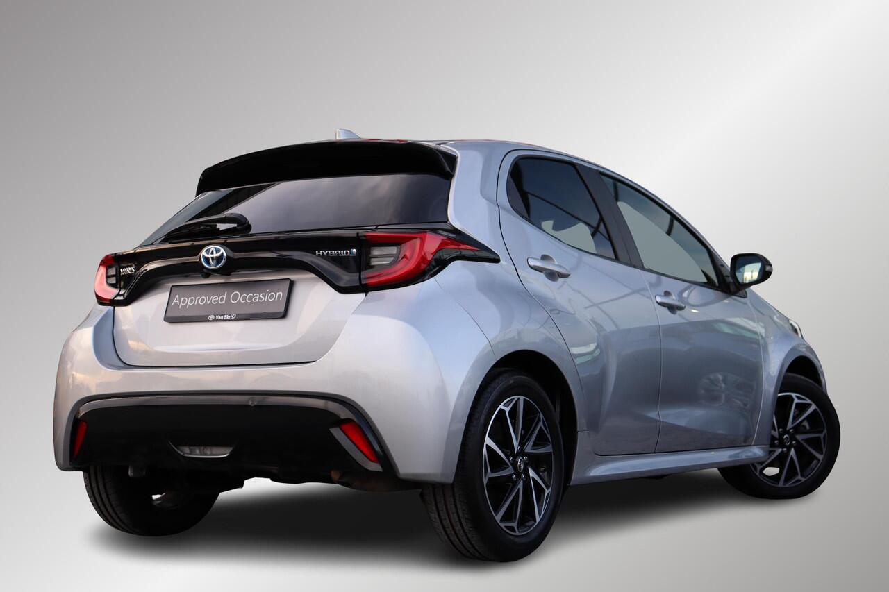 Toyota YARIS 1.5 Hybrid Dynamic Plus, Head Up Display Stoel en stuurverwarming, Apple Carplay, Android Auto.