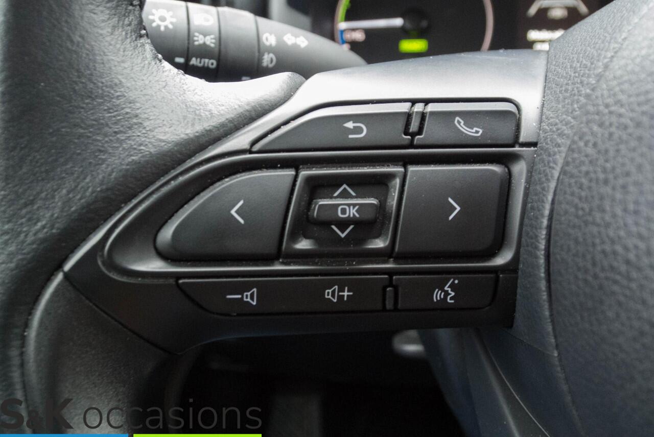 Toyota YARIS 1.5 Hybrid 115 Comfort Black Edition