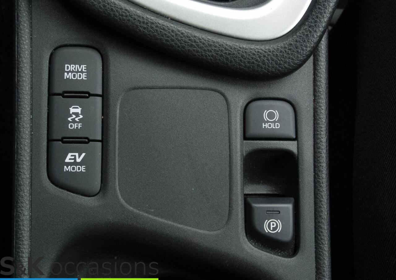 Toyota YARIS 1.5 Hybrid 115 Comfort Black Edition