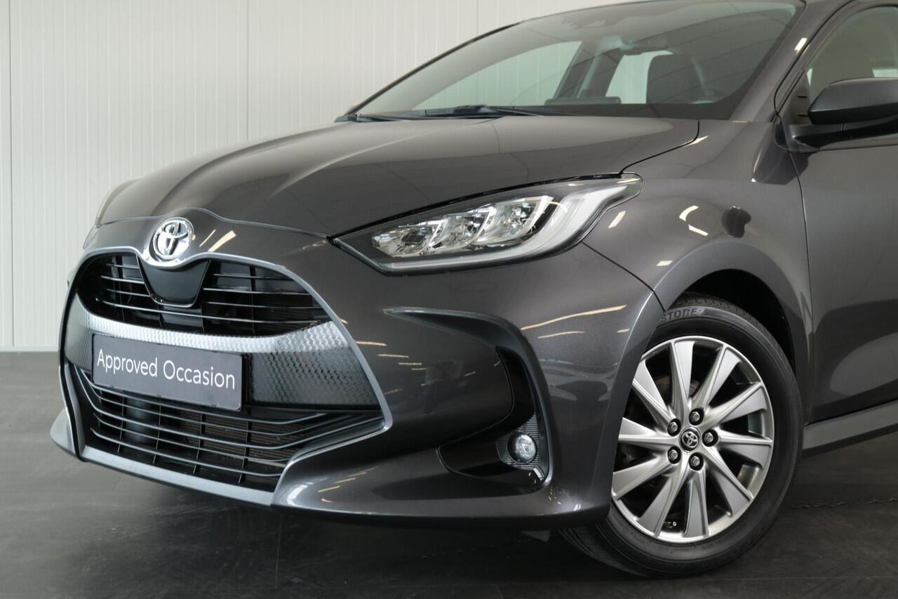 Toyota YARIS 1.5 VVT-i Dynamic Limited, Handgeschakeld, Stoel & Stuurverwarming, Keyless, Camera!