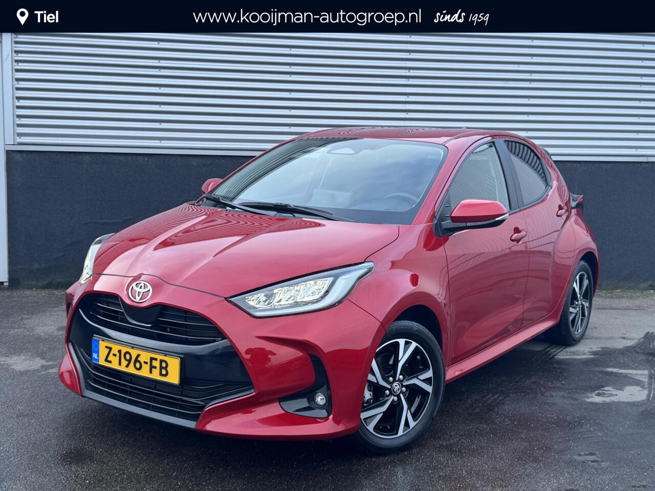 Toyota YARIS 1.5 Hybrid 115 First Edition 1e eign. NL-auto, LMV, LED, Navigatie, Achteruitrijcamera, Privacy glass, Smart Key