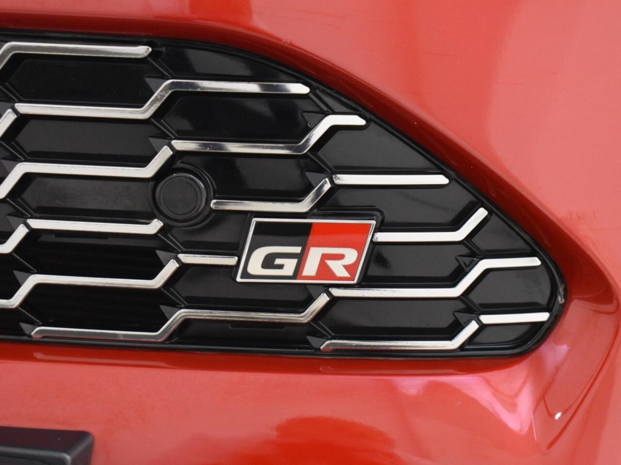 Toyota YARIS Cross 1.5 Hybrid GR Sport | Full options |