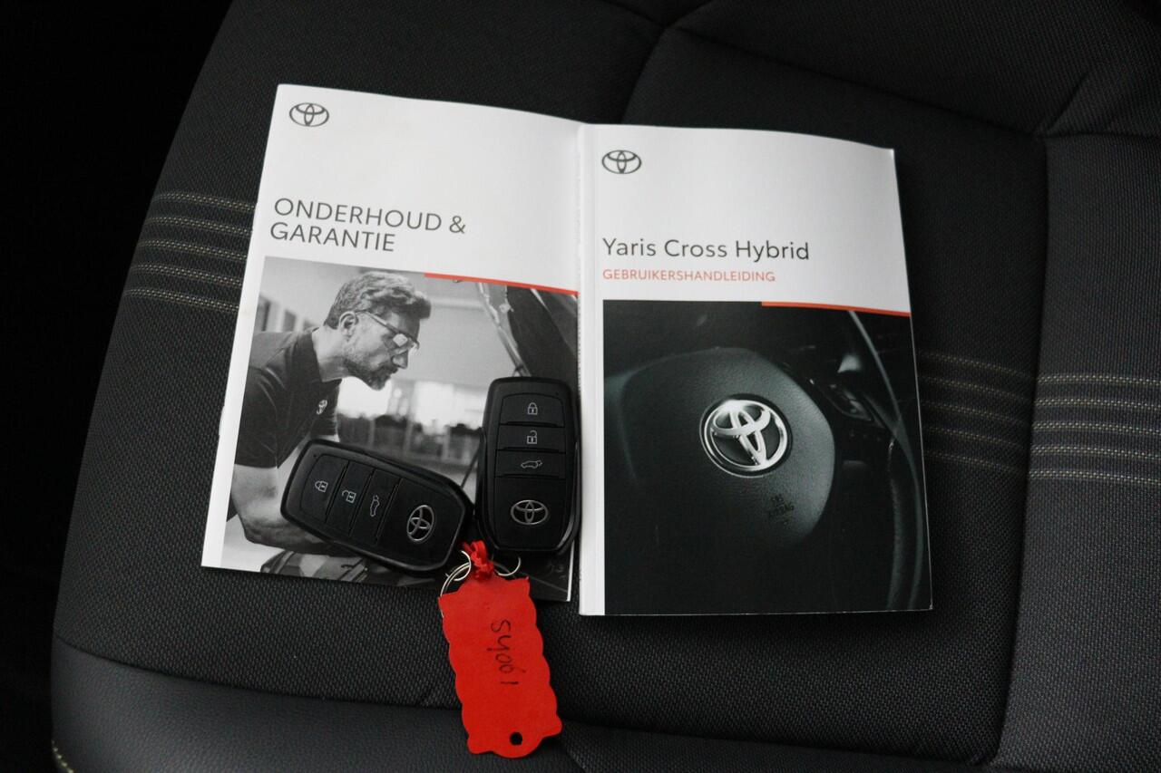 Toyota YARIS Cross 1.5 Hybrid Adventure | JBL | Stoel / Stuurverwarming | Head-up display |