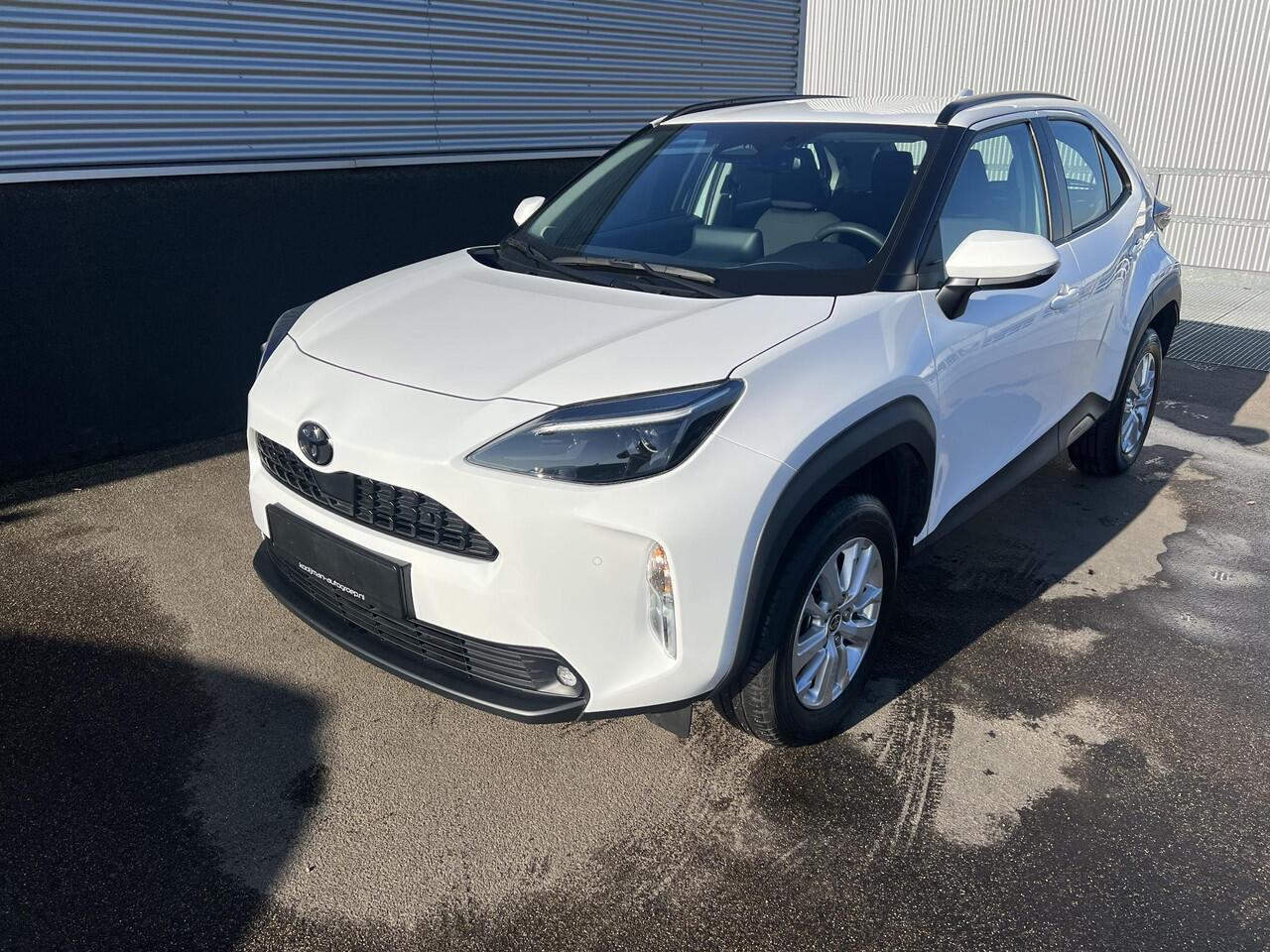 Toyota YARIS Cross 1.5 Hybrid Business Dynamic Android auto Navigatie, Parkeersensoren voor + achter, LMV, Apple Carplay en/of , Adaptieve cruise control