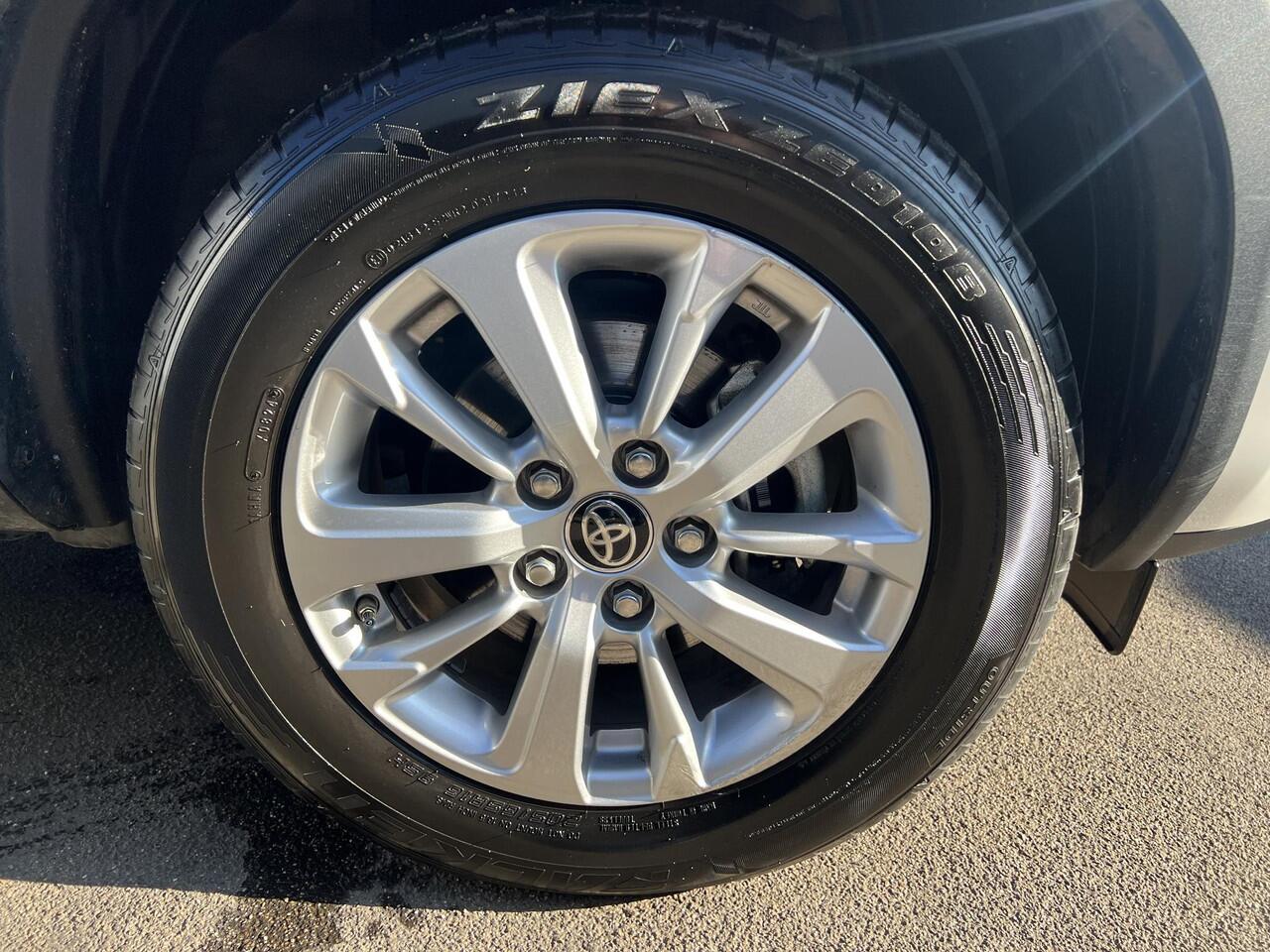 Toyota YARIS Cross 1.5 Hybrid Business Dynamic Android auto Navigatie, Parkeersensoren voor + achter, LMV, Apple Carplay en/of , Adaptieve cruise control