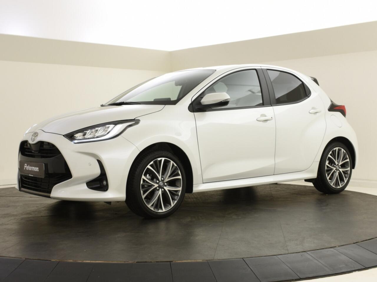 Toyota YARIS 1.5 Hybrid 130 Executive | JBL | PDC V+A | Head Up