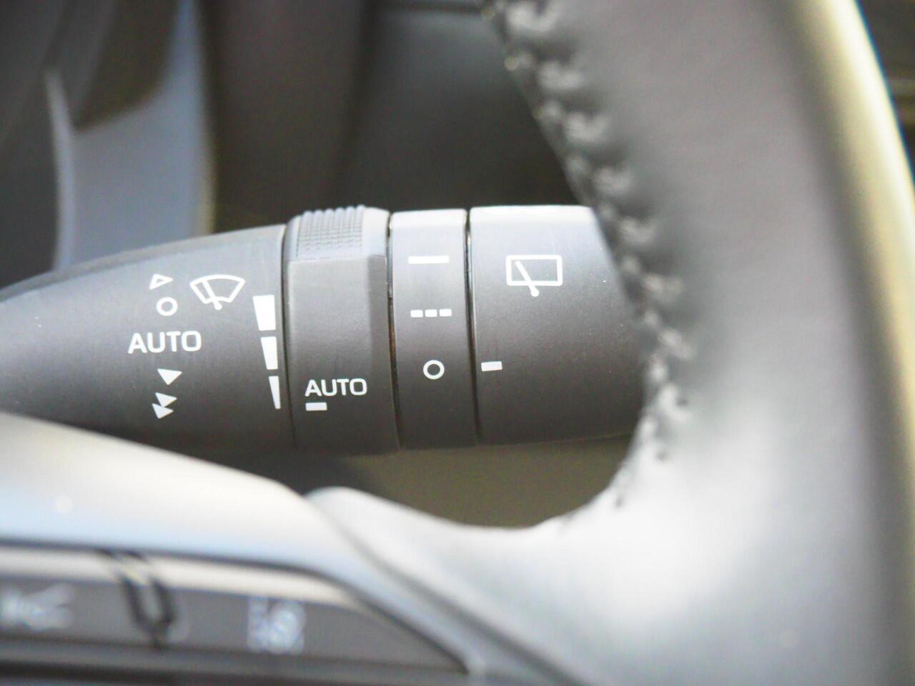 Toyota YARIS 1.5 Hybrid 115 Comfort