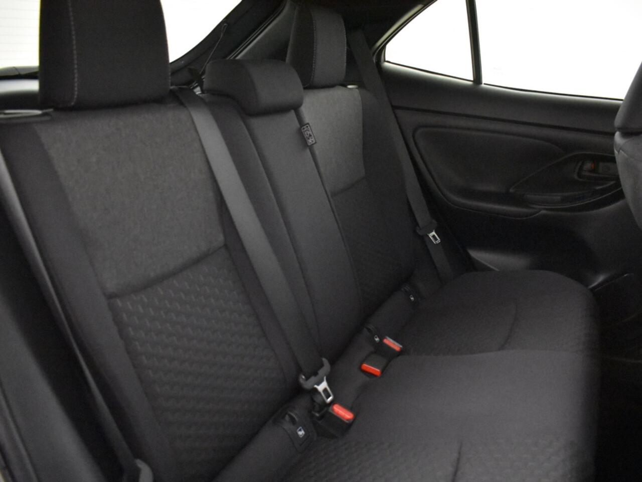 Toyota YARIS Cross 1.5 Hybrid 115 Style | stoel + stuurverwarmd | Carplay |