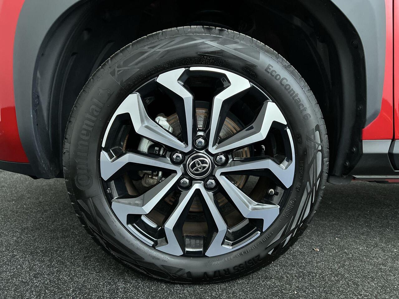 Toyota YARIS Cross 1.5 Hybrid 115 First Edition | Rijklaar | Keyless Entry