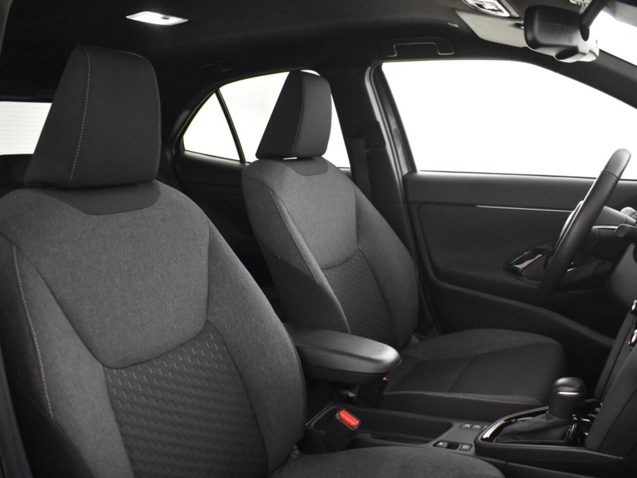 Toyota YARIS Cross 1.5 Hybrid 115 Style | stoel + stuurverwarmd |