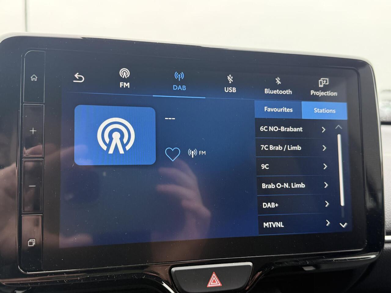 Toyota YARIS Cross 1.5 Hybrid Dynamic **ADAPTIEF CRUISECONTROL/ KEYLESS/ PARKEERCAMERA**