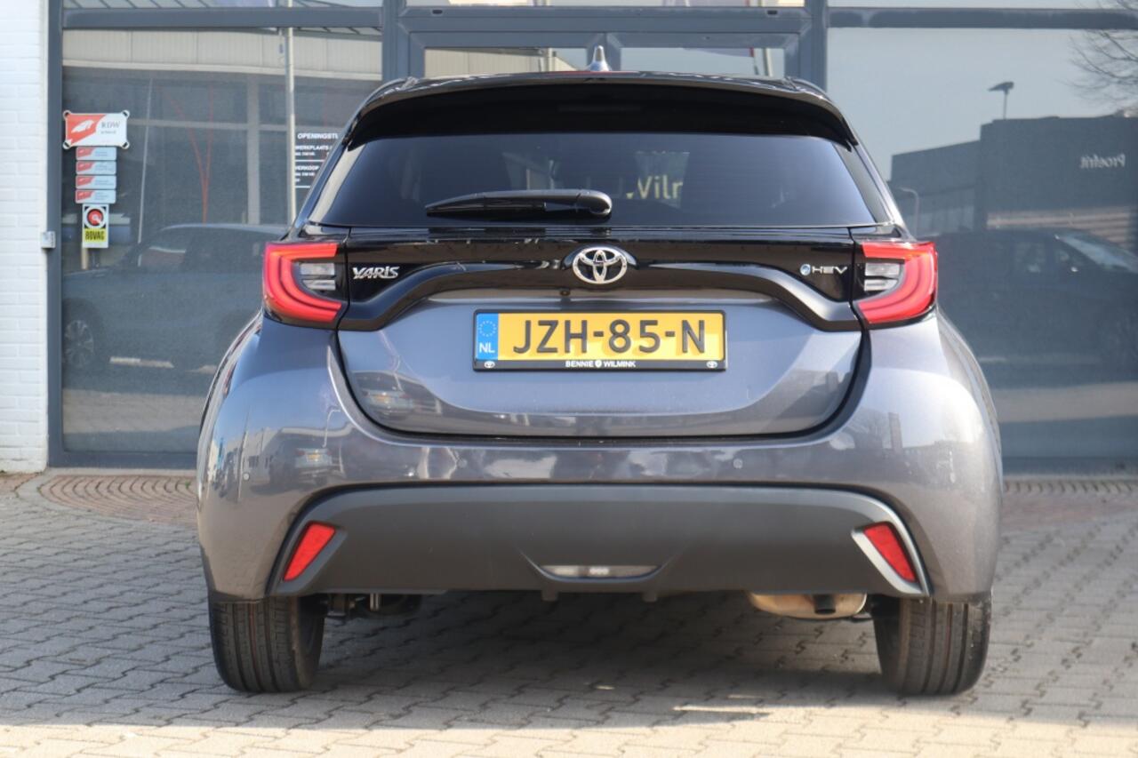 Toyota YARIS 1.5 Hybrid 115 Dynamic | Comfort Pack | Blindspot | Stuur en sto