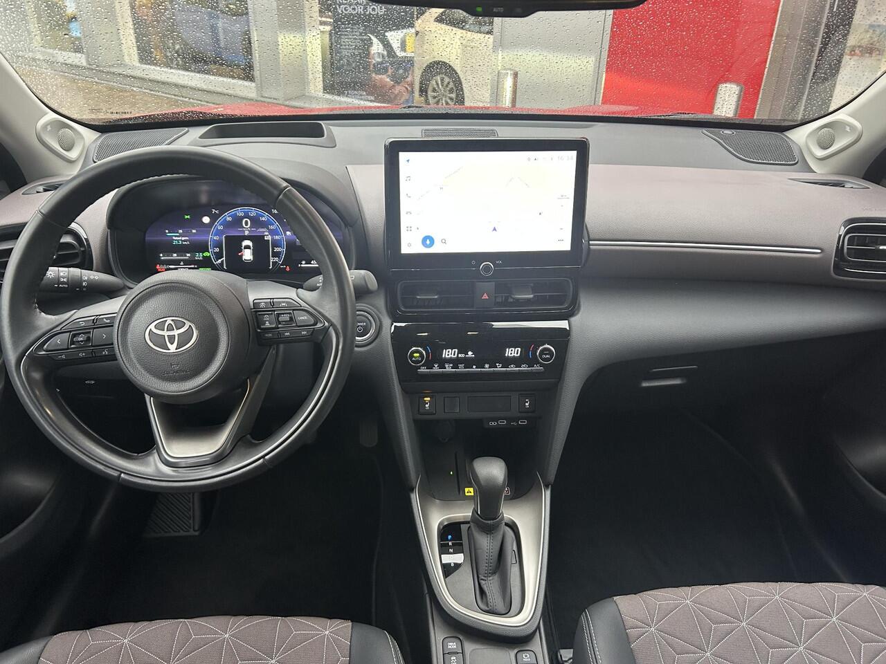 Toyota YARIS Cross 1.5 Hybrid 130 Executive | Premium Pack | Dodehoek | Matrix Led | NL Auto