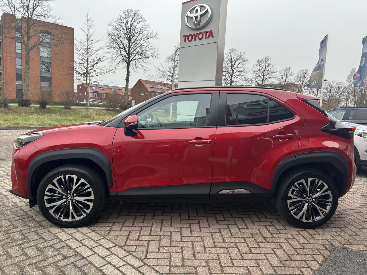 Toyota YARIS Cross 1.5 Hybrid 130 Executive | Premium Pack | Dodehoek | Matrix Led | NL Auto