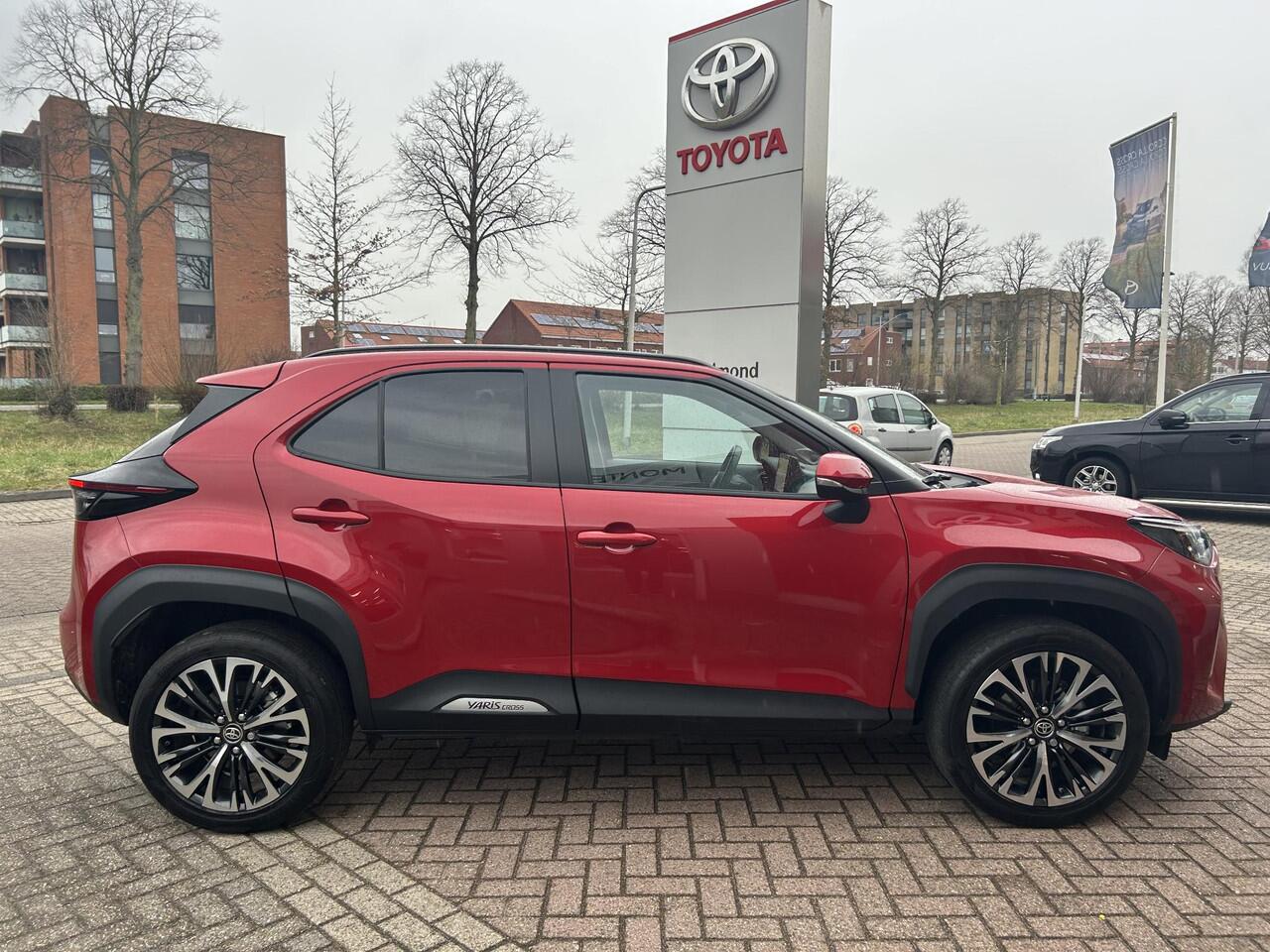 Toyota YARIS Cross 1.5 Hybrid 130 Executive | Premium Pack | Dodehoek | Matrix Led | NL Auto