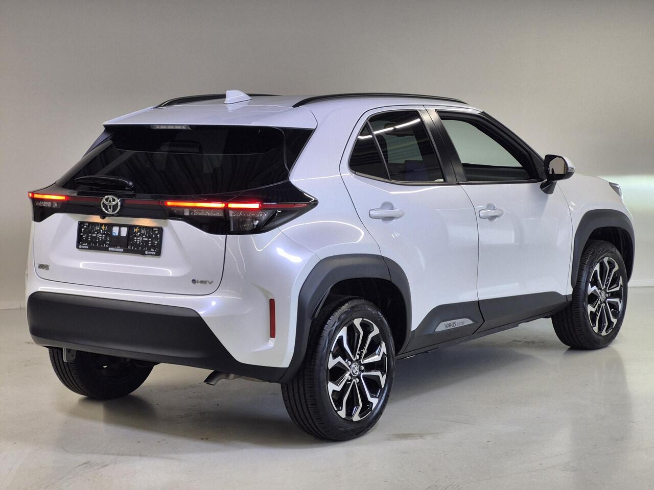 Toyota YARIS Cross 1.5 Hybrid 115 First Edition