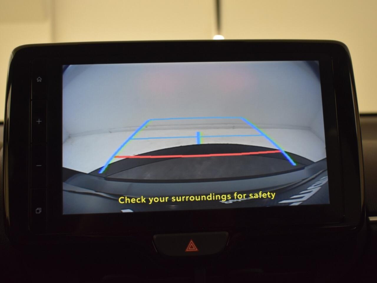 Toyota YARIS 1.5 Hybrid 115 Style | PDC V+A | BSM | Stuur en Stoelverwarming