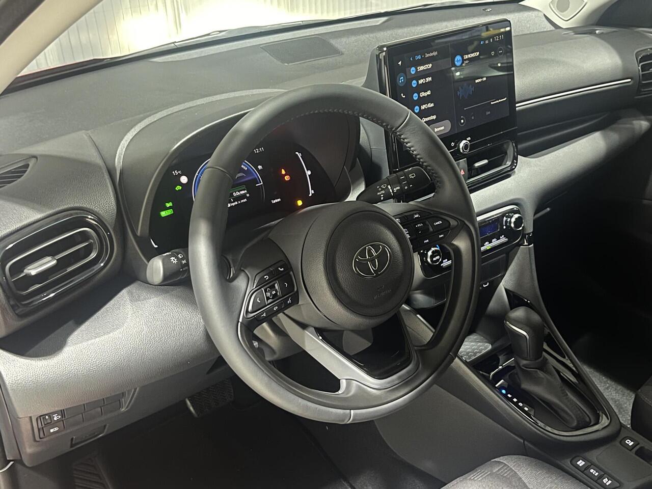 Toyota YARIS 1.5 Hybrid 115 First Edition Toyota Yaris Hybrid 115 First Edition | Modeljaar 2024 | Voorraad |