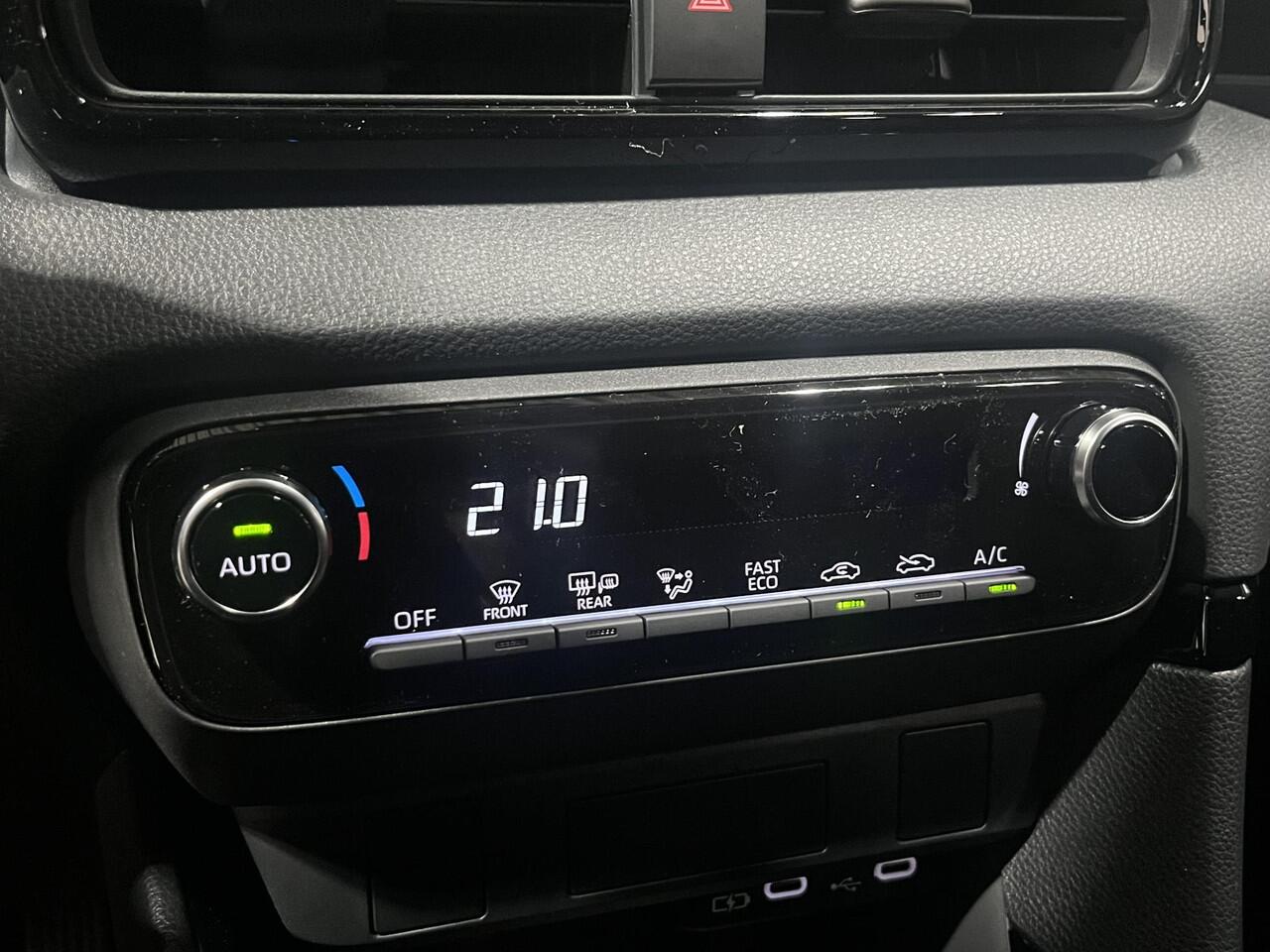 Toyota YARIS 1.5 Hybrid 115 First Edition Toyota Yaris Hybrid 115 First Edition | Modeljaar 2024 | Voorraad |