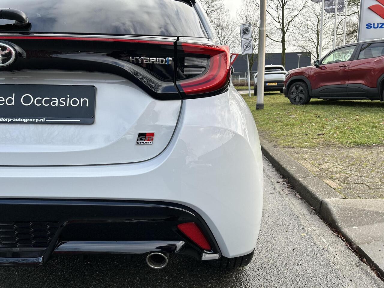 Toyota YARIS 1.5 Hybrid GR Sport