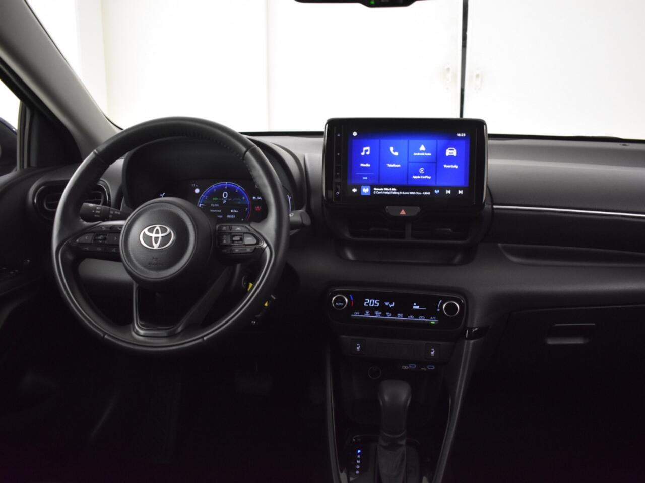 Toyota YARIS 1.5 Hybrid 115 Style | Stuur en Stoelverwarming | Keyless