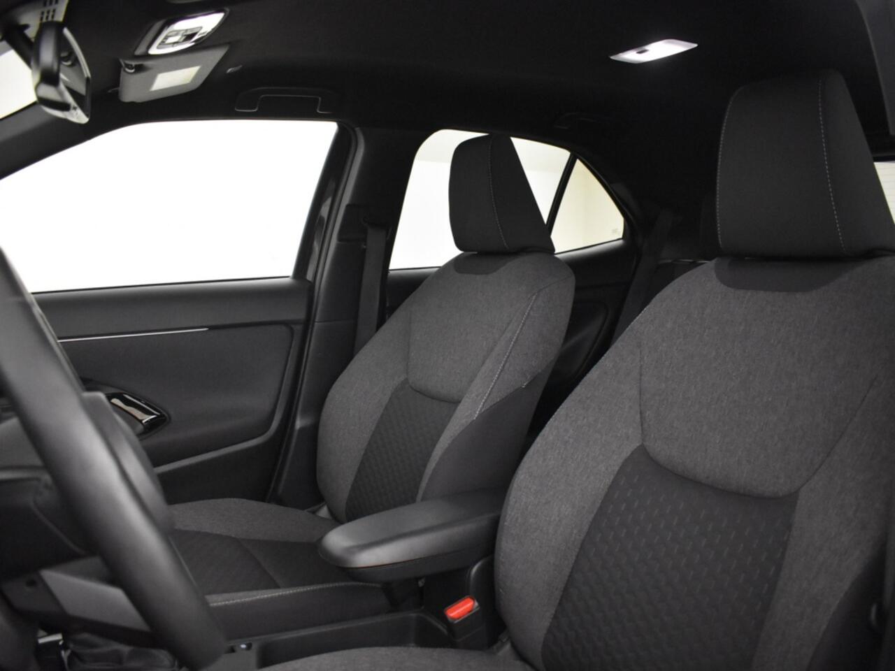 Toyota YARIS Cross 1.5 Hybrid 115 Style | stoel + stuurverwarmd |