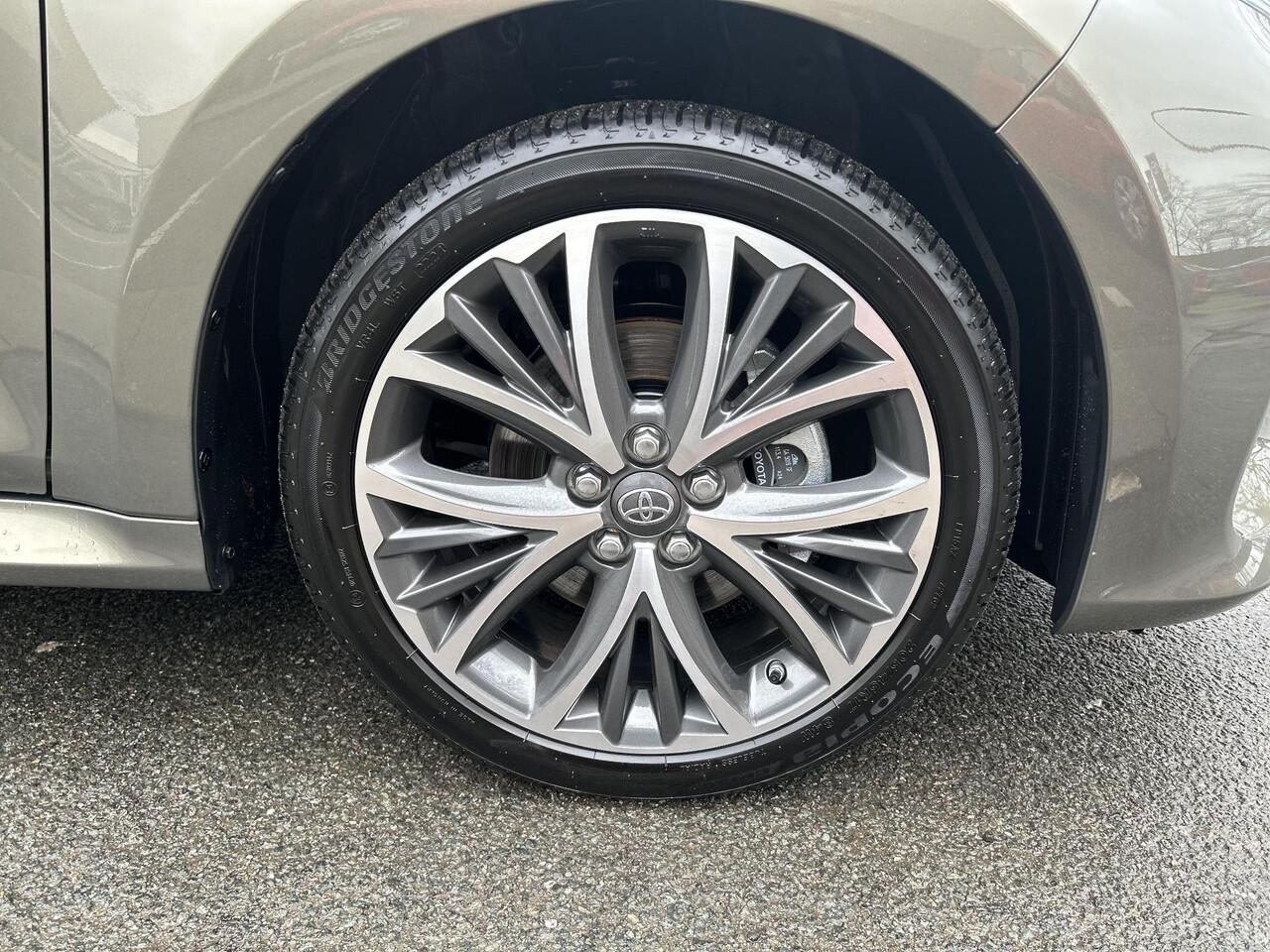 Toyota YARIS 1.5 Hybrid 130 Executive | 06-10141018 Voor meer informatie