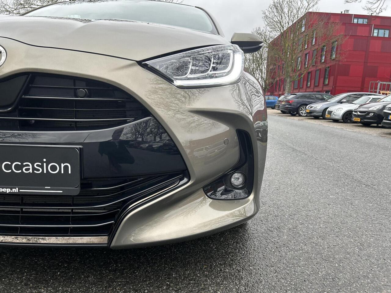 Toyota YARIS 1.5 Hybrid 130 Executive | 06-10141018 Voor meer informatie