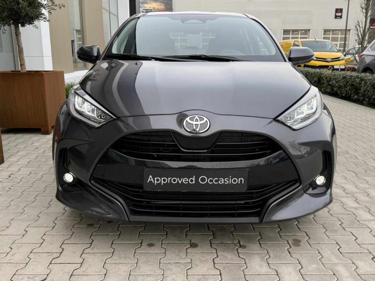 Toyota YARIS 1.5 Hybrid 115 First Edition | Stuur en Stoelverwarming