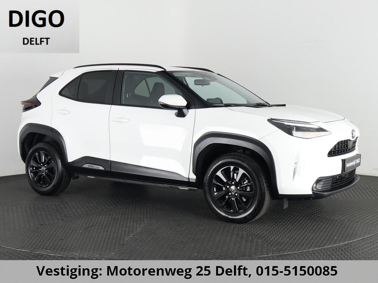 Toyota YARIS Cross 1.5 HYBRIDE BUSINESS AUTOMAAT GARANTIE 3-2034 LM VELGEN. CARPLAY NAVI.ADAPTIEVE CRUISE CONTROLL