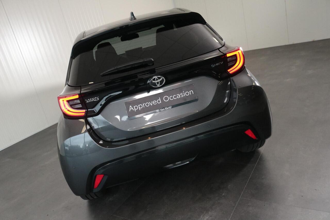 Toyota YARIS 1.5 Hybrid Executive 130 Limited, Head up Display, Panoramadak, Sensoren!