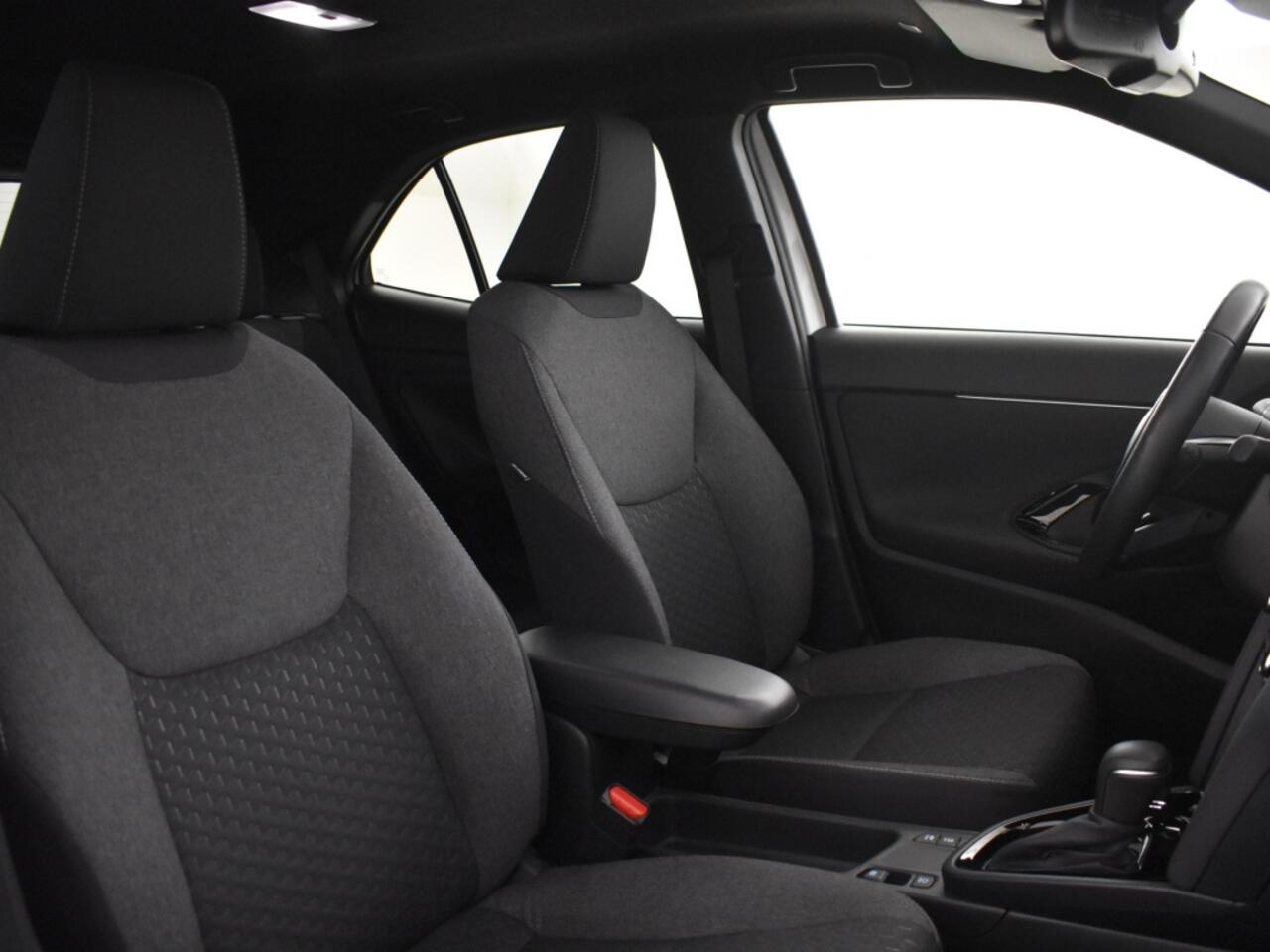 Toyota YARIS Cross 1.5 Hybrid 115 Style | stoel + stuurverwarmd |