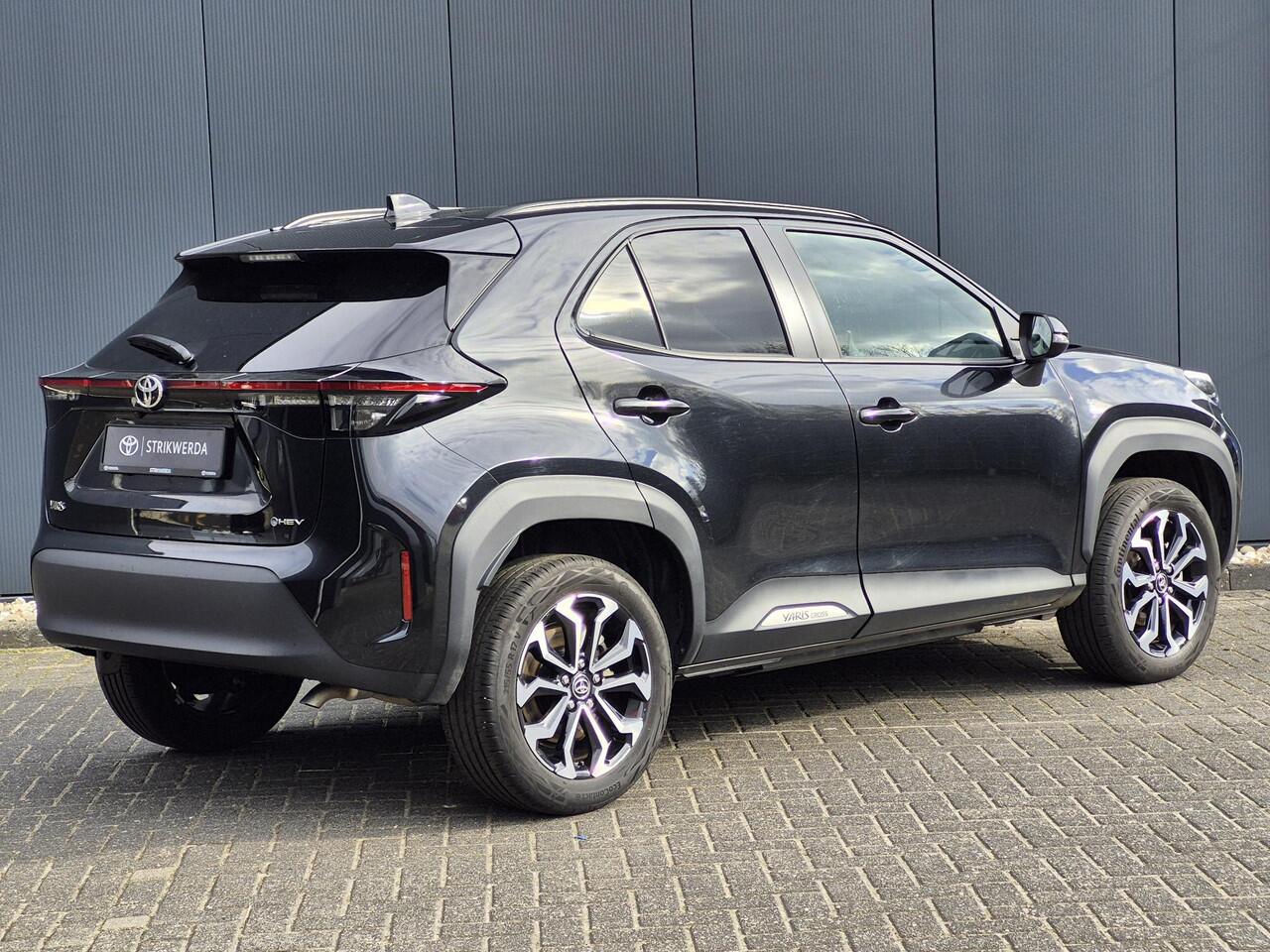 Toyota YARIS Cross 1.5 Hybrid 115 First Edition