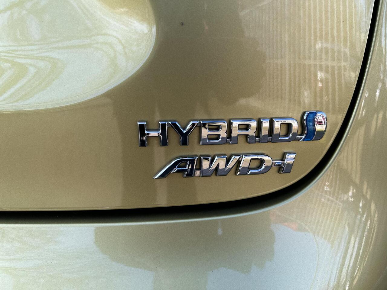 Toyota YARIS Cross 1.5 Hybrid Adventure AWD