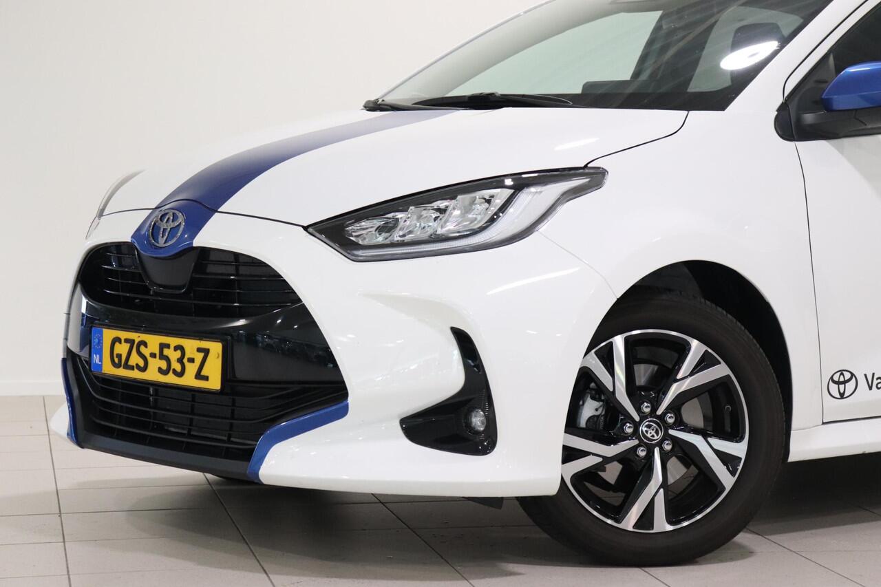 Toyota YARIS 1.5 Hybrid van Ekris Blue Line Edition, Stoelverwarming voorstoelen, Apple Carplay/Android Auto, Cruise & Climate control, Parkeercamera!