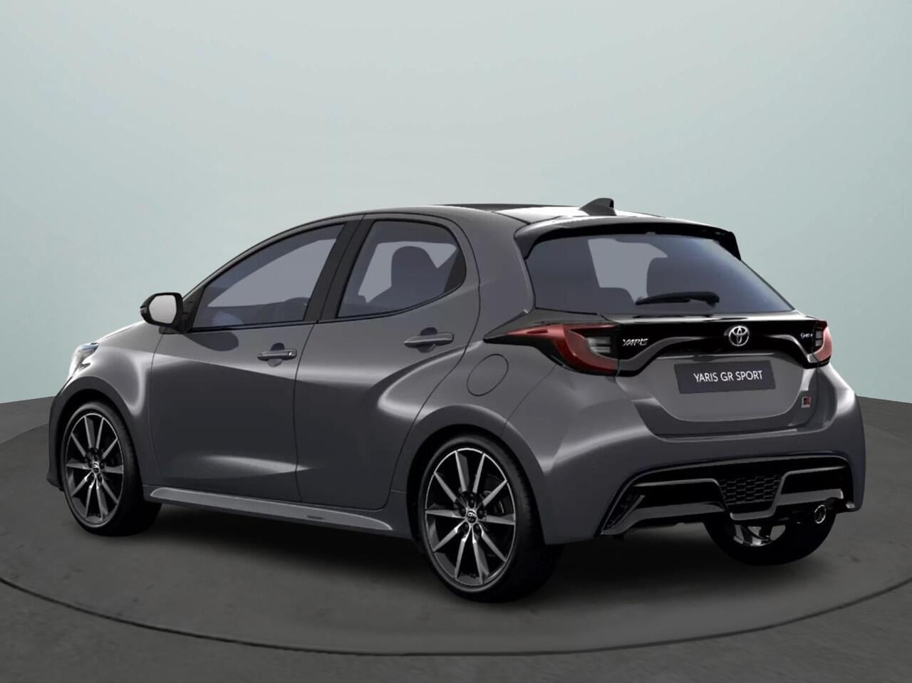 Toyota YARIS 1.5 Hybrid 130 GR Sport | Rijklaar | Demo |